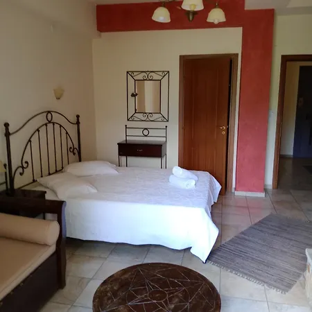 Erotas Hotel 3*