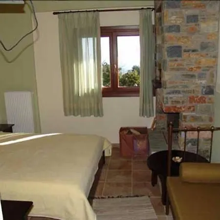 Erotas Hotel