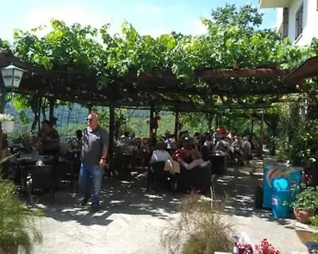 Erotas Áyios Dhimítrios