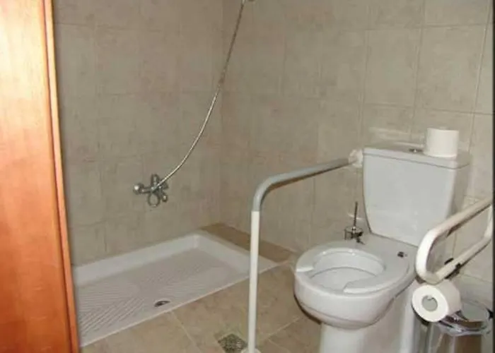 Erotas 3* Áyios Dhimítrios