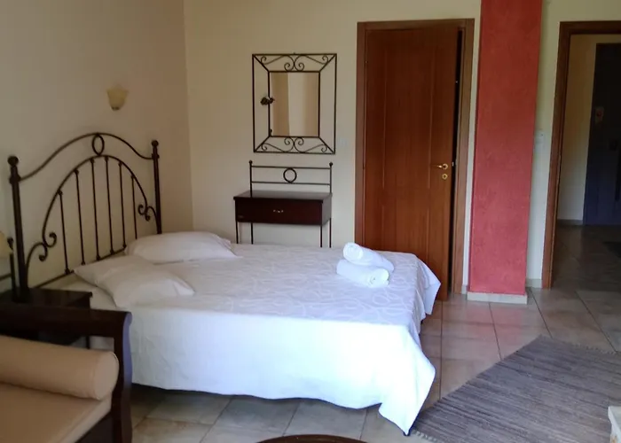 Erotas Otel 3*